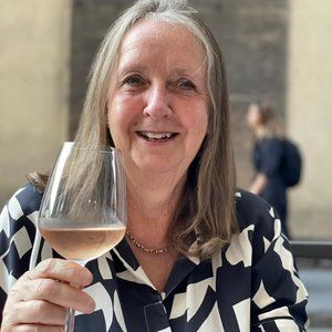 Meet your Posher, Linda